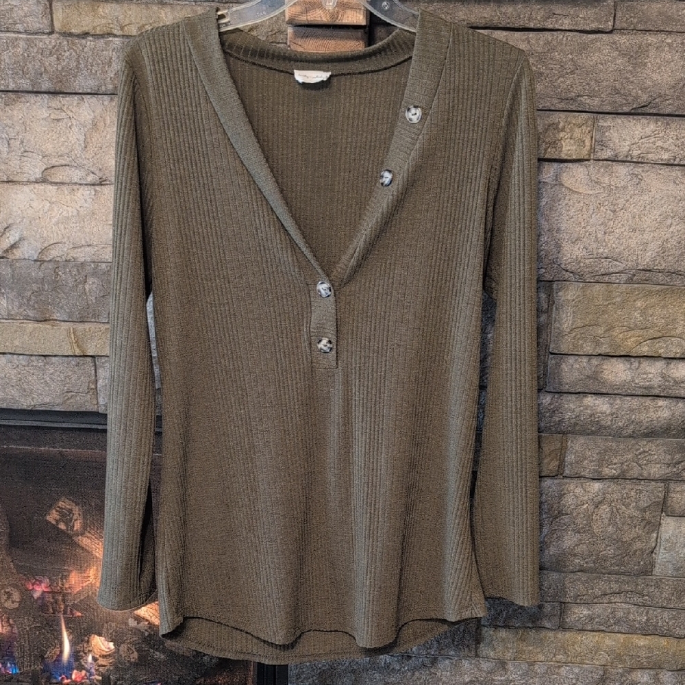 Lovely Melody Olive Ribbed Knitwear
